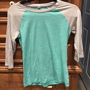 Under Armour half long sleeve top